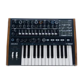 Arturia MiniBrute 2