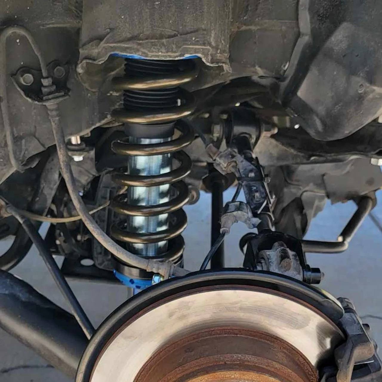 Flatout Suspension Coilovers Honda CRV Hybrid (2023-2024) Lift Kit - GR Lite Off-Road