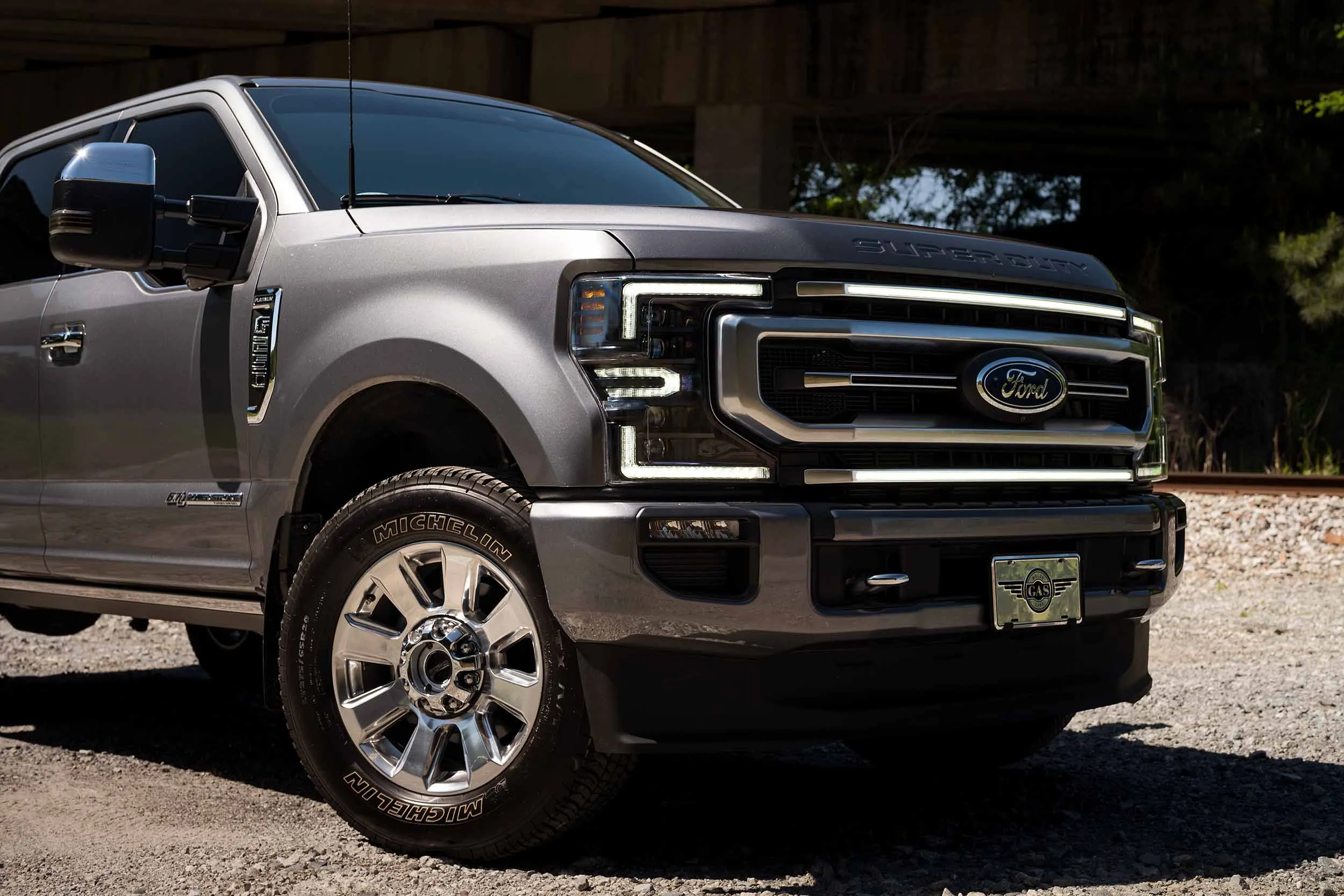 Ford Super Duty Platinum (20-22): Morimoto XBG LED Grille Inserts