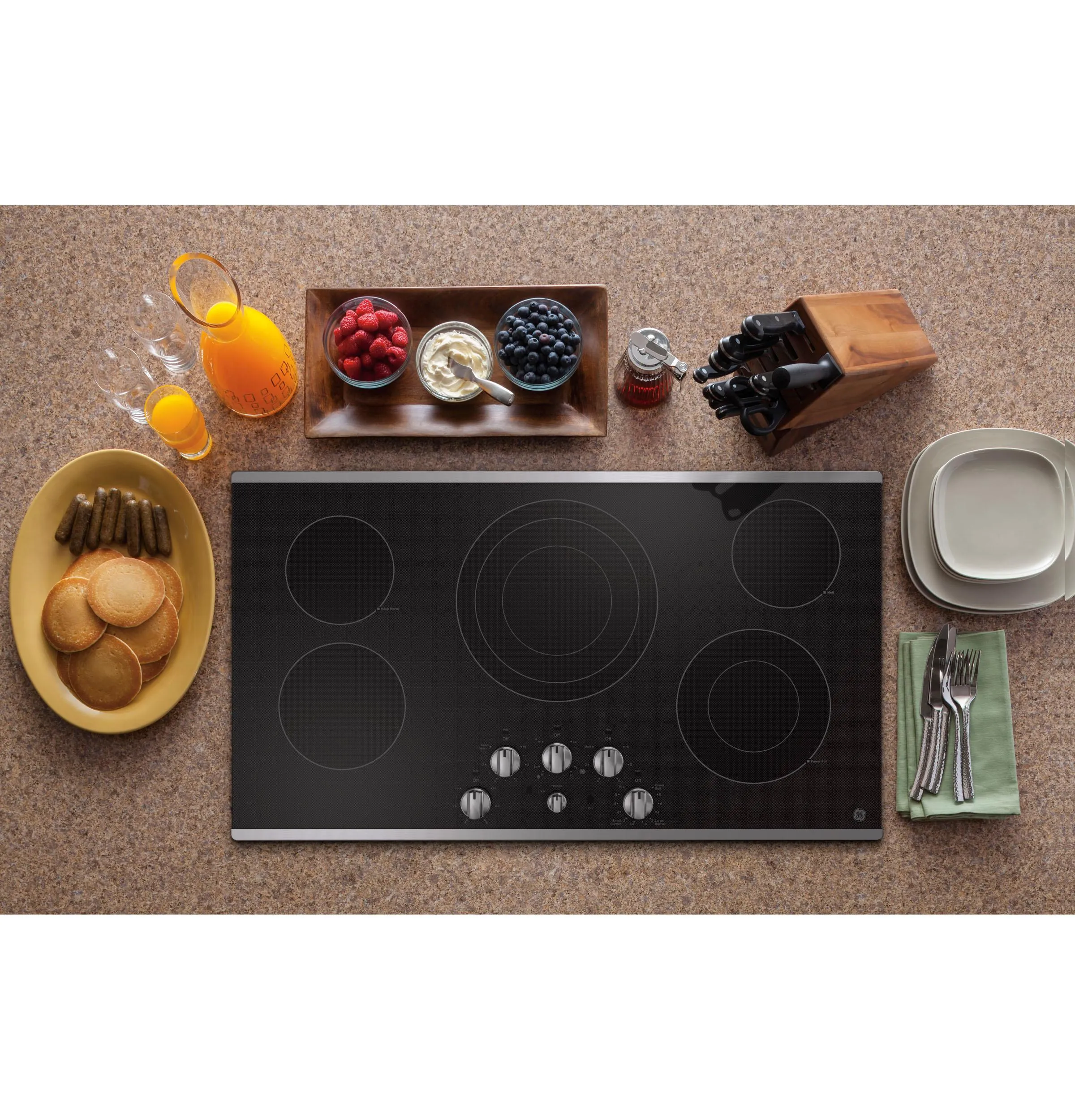 JEP5036STSS GE® 36" Built-In Knob Control Electric Cooktop