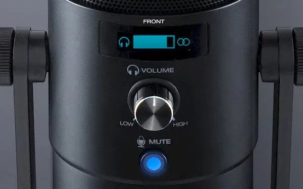 M-Audio Uber Mic USB Microphone with Headphone Output