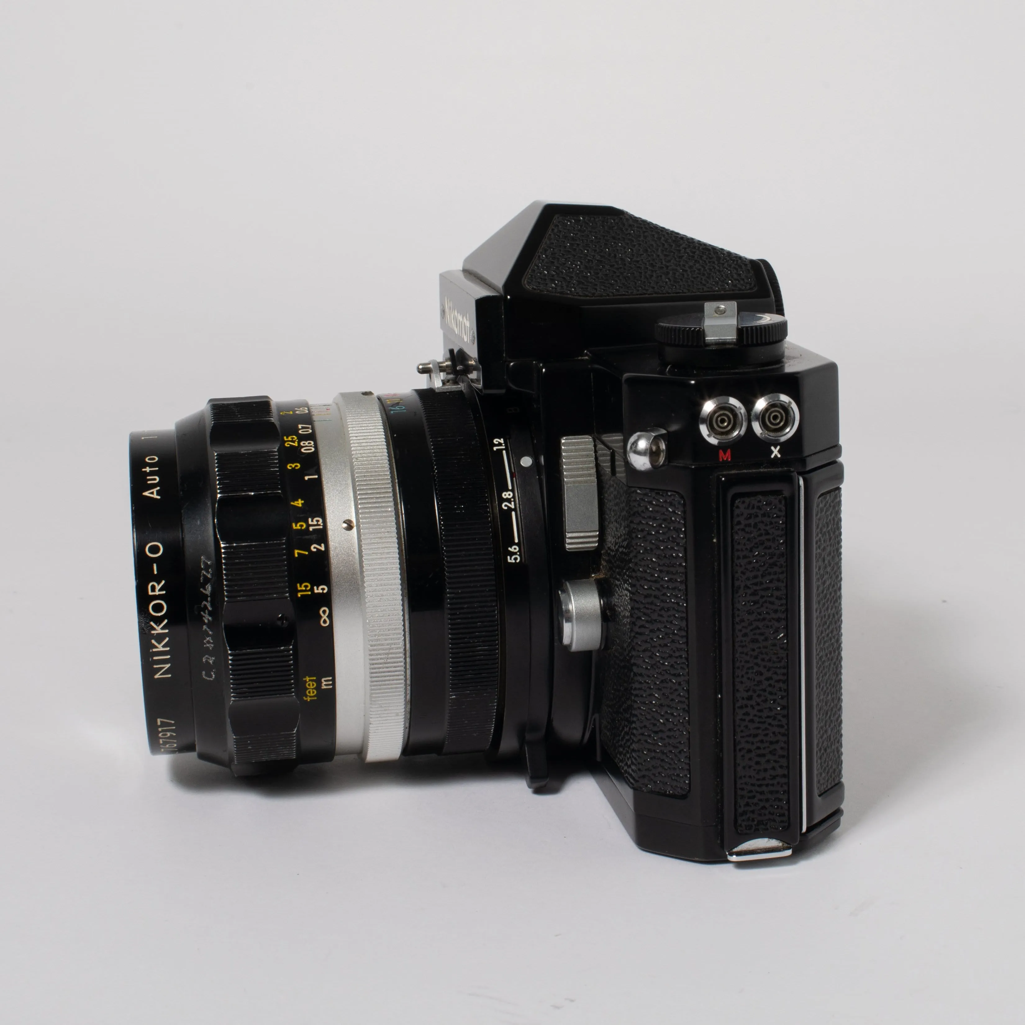 Nikkormat FT with Nikkor-O 35mm F/2 Lens