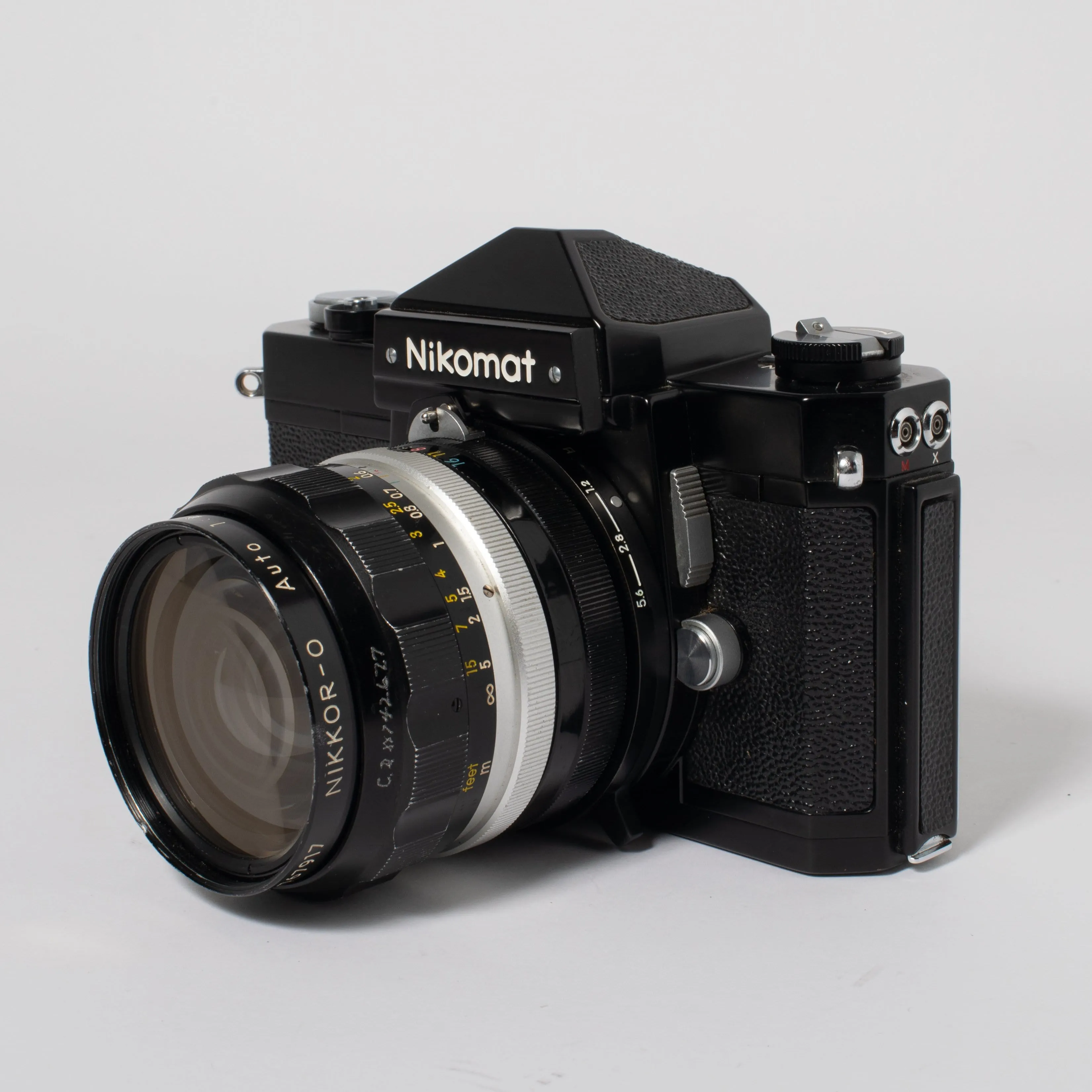 Nikkormat FT with Nikkor-O 35mm F/2 Lens