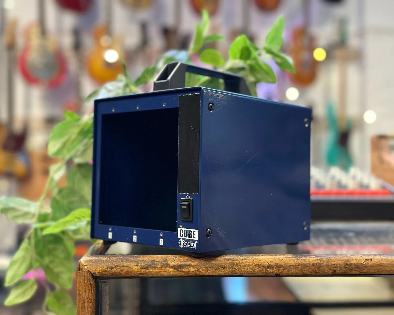 Radial Workhorse Cube 500 Series Enclosure