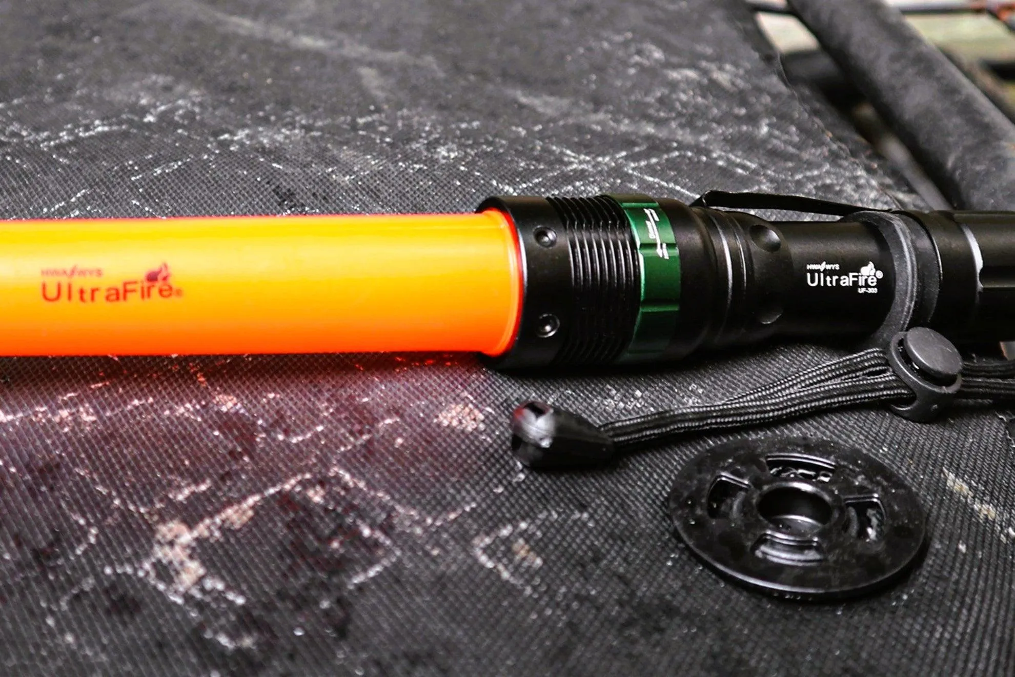 UF-303 Traffic Wand Flashlight