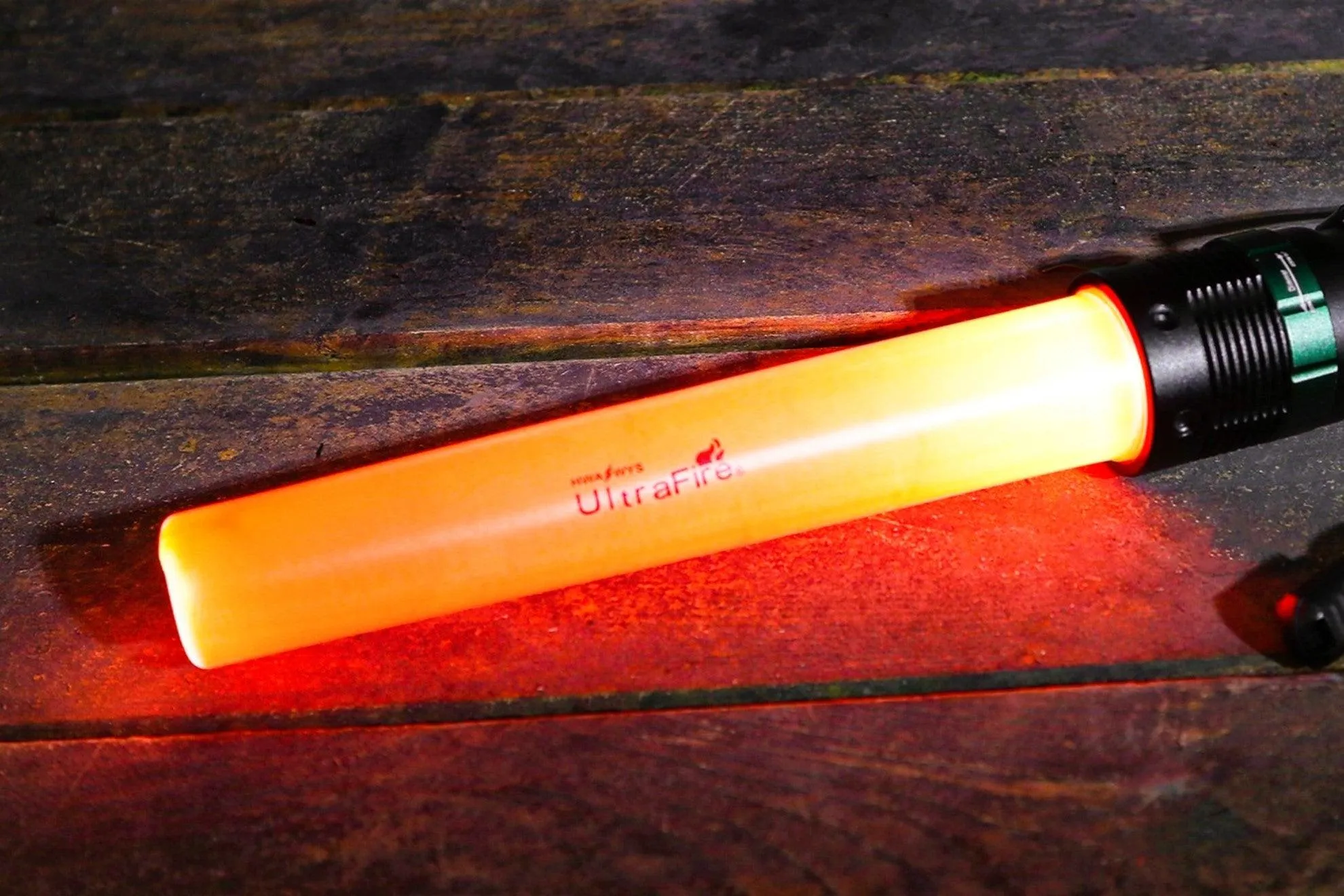 UF-303 Traffic Wand Flashlight